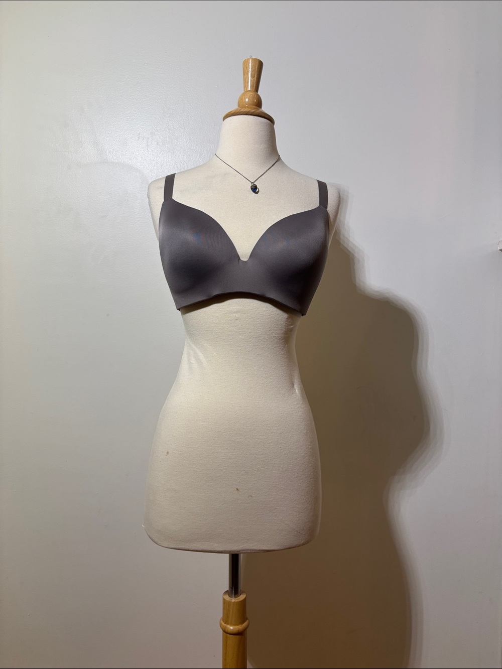 Uniqlo‎ Wireless Bra